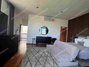 Hermosa casa amueblada en renta en privada Club de Golf La Loma, San Luis Potosí.