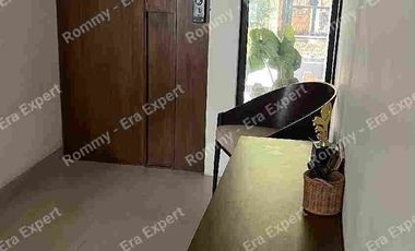 Dijual Rumah 2,5 Lantai Dekat Sports Center Harapan Baru Regency Lokasi Strategis dekat Pintu Tol dan Stasiun