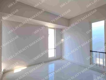 RUMAH MEWAH SIAP HUNI. SUDUT FURNISH & FREE AC. TIPE 173M². 4+1 KAMAR TIDUR.