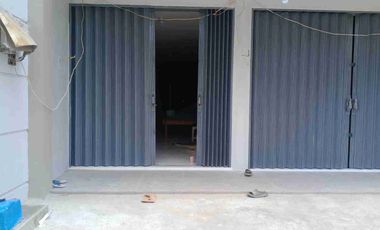 Ruko baru hadap jalan raya