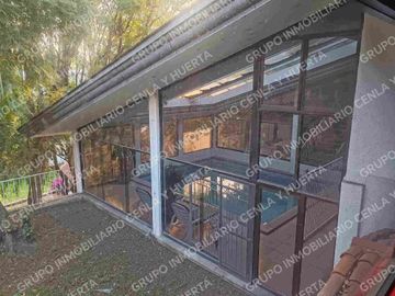 Residencia de Lujo 1 piso