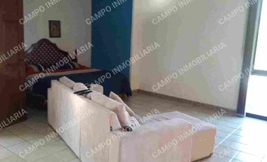 RENTA CASA SANTA MARIA EN PRIVADA CON PORTÓN ELÉCTRICO. 
CASA SOLA AMPLIA  EN PRIVADA CON PORTÓN ELÉCTRICO.
