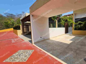 RENTA CASA CON VISTA AL MAR      BAHIAS DE HUATULCO