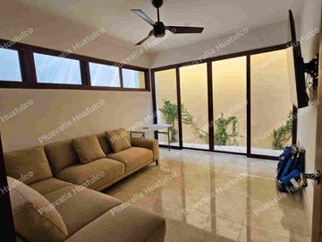 RENTA CASA CON VISTA AL MAR      BAHIAS DE HUATULCO