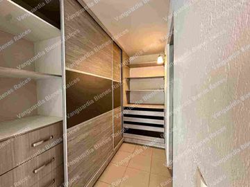 Casa en venta en fraccionamiento en Tzompantle, al norte de Cuernavaca.