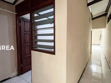 RUMAH DIJUAL DI FAJAR INDAH KARANGANYAR DEKAT SMA N COLOMADU