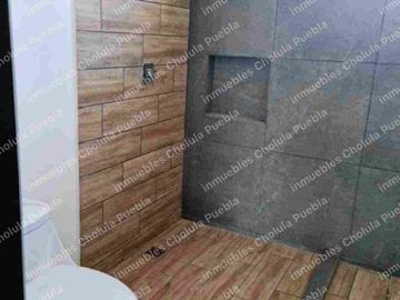 Casa de 3 recámaras en fraccionamiento cerrado con caseta de seguridad en Ocotlán, Tlaxcala.