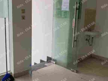 Dijual Ruko Bagus di jalan utama arteri kelapa dua Jakarta Barat