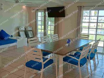Hermosa Villa en Renta