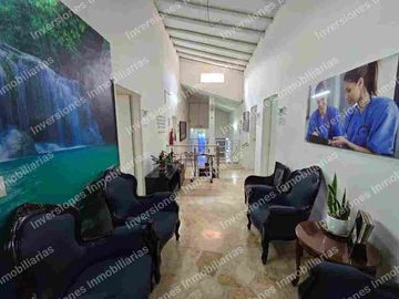 EXCLUSIVA CASA COMERCIAL!!