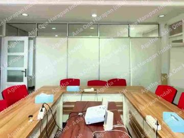 disewakan Gedung terawat lokasi strategis di Cikini, Jakarta Pusat