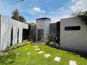 Casa Campestre en Urbanización cerrada Marinilla (Ant)