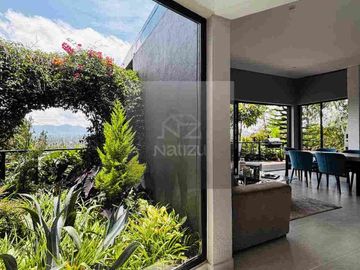 Casa Campestre en Urbanización cerrada Marinilla (Ant)