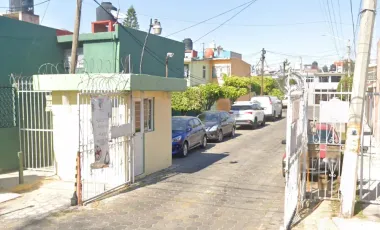 CASA EN CALLE BOSQUES EUROPA, BOSQUES DE ARAGON, NEZAHUALCOYOTL, EDOMEX. REMATE ADJUDICADO