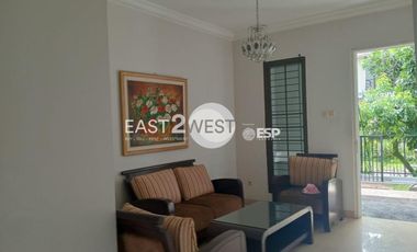 Rumah Taman Telaga Golf BSD City Tangerang Selatan Siap Huni Lokasi Strategis