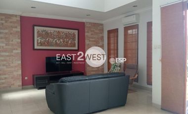 Rumah Taman Telaga Golf BSD City Tangerang Selatan Siap Huni Lokasi Strategis