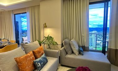 UNIT E PENTHOUSE LE PONT RESIDENCES