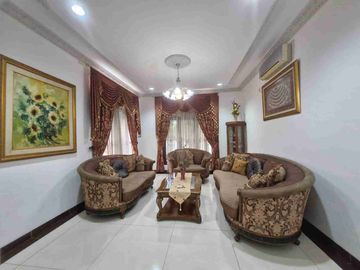 Rumah Mewah Lokasi Premium di BSD