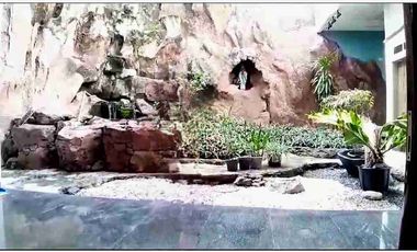 TURUN HARGA 3,5MILYAR!! MURAH RUMAH MEWAH MANYAR KERTOARJO BUTUH CEPAT LAKU