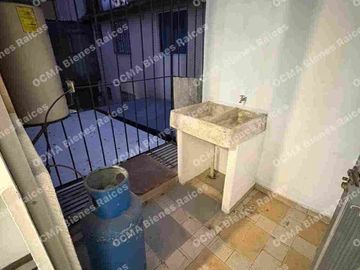 DEPARTAMENTO DUPLEX EN VENTA, EN PRIVADA, EN SAUCES I,  A 15 MIN DEL AEROPUERTO DE TOLUCA