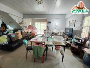 บ้านเดี่ยว 2 ชั้น พร้อมที่ดินอำเภอลาดหลุมแก้ว ปทุมธานี เนื้อที่ 1 ไร่ 1 งาน 85 ตารางวา (ใกล้วัดเจดีย์หอย) เข้า-ออกได้หลายเส้นทาง