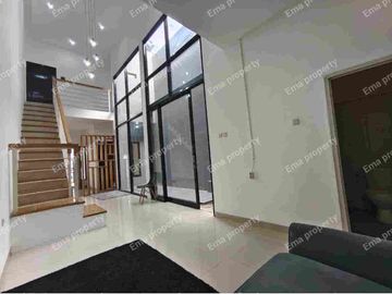Murah ! dijual rumah Gununganyar Tambak