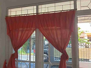 DISEWAKAN RUMAH MINIMALIS RUNGKUT MAPAN (FURNISHED)