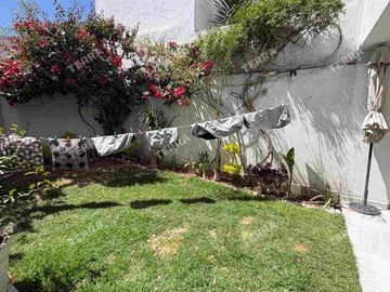 SE RENTA CASA AMUEBLADA LOMAS DE ANGELÓPOLIS PUEBLA.