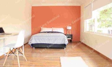 GRAN CASA EN RENTA EN TECAMACHALCO CON TERRAZAS PRIVADAS Y 9 HABITACIONES