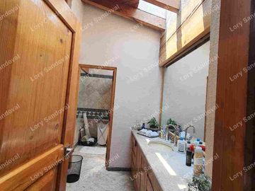 OPORTUNIDAD BAJA DE PRECIO CASA EN VENTA EN SANTA FE DE LUJO LISTA PARA HABITAR