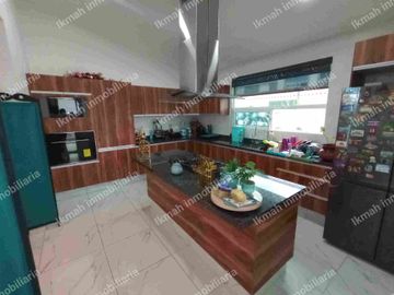 EXCELENTE RESIDENCIA EN METEPEC