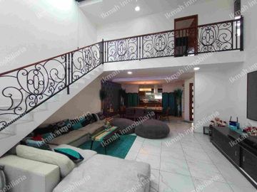 EXCELENTE RESIDENCIA EN METEPEC