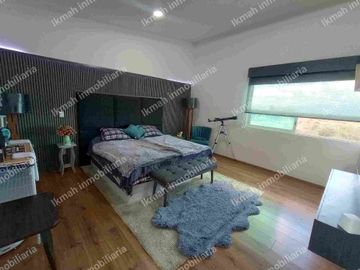 EXCELENTE RESIDENCIA EN METEPEC