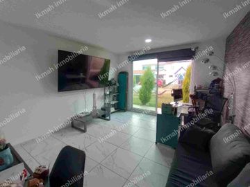 EXCELENTE RESIDENCIA EN METEPEC