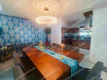 EXCELENTE RESIDENCIA EN METEPEC