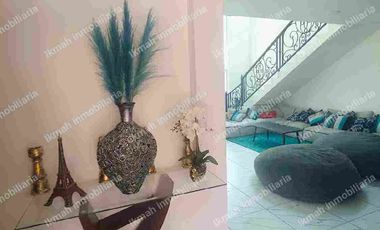 EXCELENTE RESIDENCIA EN METEPEC
