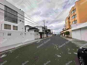 Departamento en venta de tres dormitorios en ponciano alto