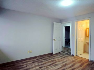 VENTA DEPARTAMENTO AMPLIOS ESPACIOS LISTO PARA HABITAR LOMAS VERDES