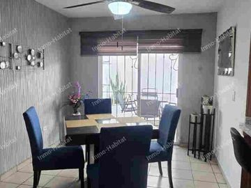 CASA EN VENTA EN PUERTA DE ANAHUAC, ESCOBEDO, NUEVO LEON.