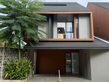 Dijual Rumah Brand New House di Cinaka Depok Mewah Modern 3 Lantai Attic Room di Cluster