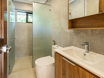 FOR SALE: Ponte Verde Drive, Ponte Verde Executive Village, Cupang, Antipolo, Rizal – House and Lot