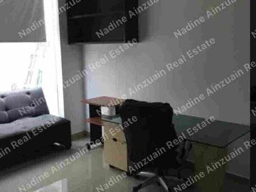 SE RENTA CASA TOTALMENTE AMUEBLADA EN RESIDENCIAL PALMARIS BY CUMBRES CANCÚN, SOBRE AVENIDA HUAYACAN, SEGURIDAD2 24 HORAS, AMENIDADES.