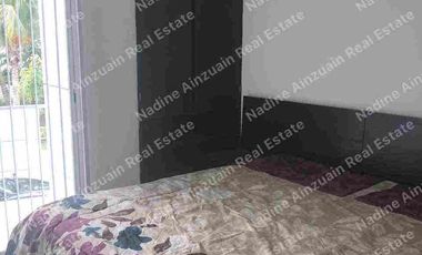 SE RENTA CASA TOTALMENTE AMUEBLADA EN RESIDENCIAL PALMARIS BY CUMBRES CANCÚN, SOBRE AVENIDA HUAYACAN, SEGURIDAD2 24 HORAS, AMENIDADES.