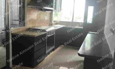 SE RENTA CASA TOTALMENTE AMUEBLADA EN RESIDENCIAL PALMARIS BY CUMBRES CANCÚN, SOBRE AVENIDA HUAYACAN, SEGURIDAD2 24 HORAS, AMENIDADES.