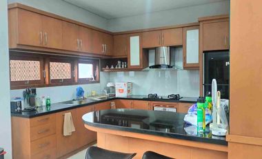 Rumah Mewah Hoek Villa Duta Bisa Kantor Akses Jagorawi Pajajaran