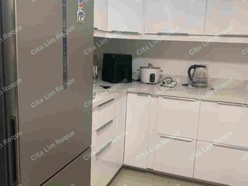FOR LEASE- 3Bedrooms