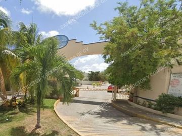Oportunidad Única  Casa En Remate Bancario En Bahía Azul, Cancún