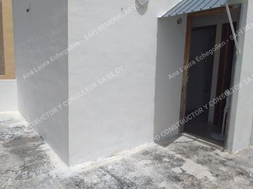 Oportunidad Única  Casa En Remate Bancario En Bahía Azul, Cancún