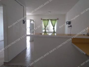 Oportunidad Única  Casa En Remate Bancario En Bahía Azul, Cancún