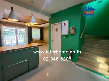 Two-story townhome, 18.1 sq.wah, Villaggio Rangsit Klong 3, Soi Chonlamark Phicharn 10, Chonlamark Phicharn Road, Chotiwet Road, Lam Luk Ka, Pathum Th